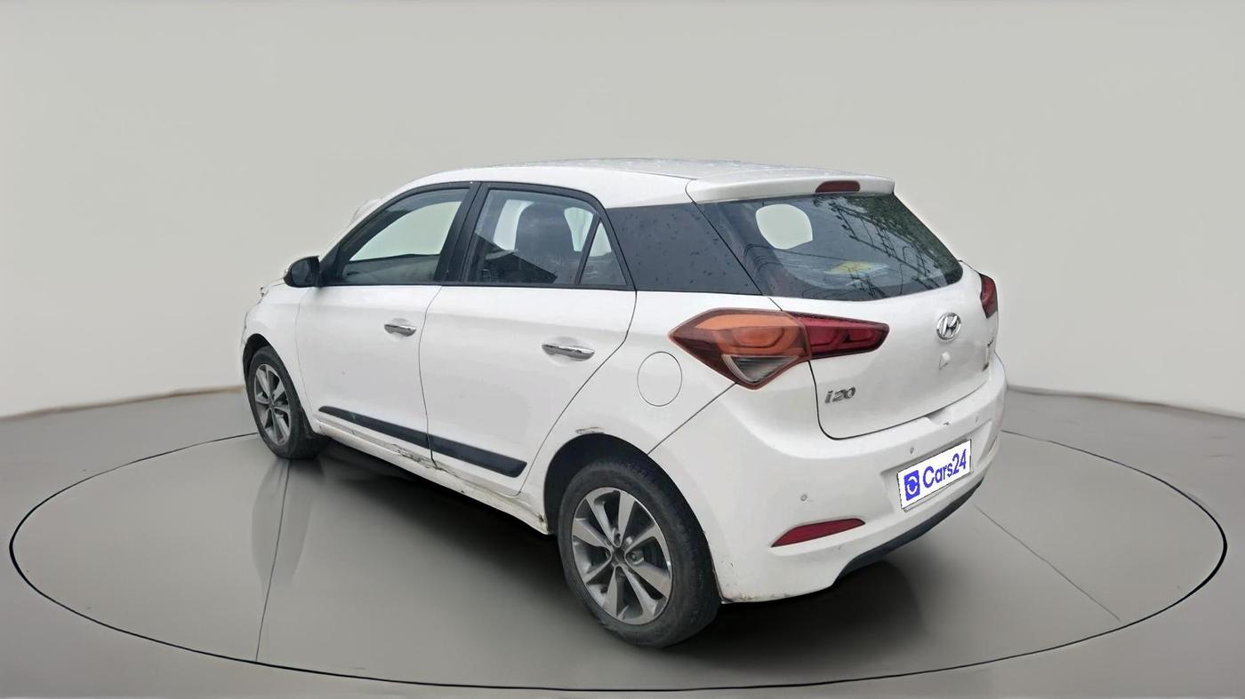 2015 Hyundai Elite i20 SPORTZ 1.4 (O) CRDI, Diesel, Manual, 1,87,973 km, exterior