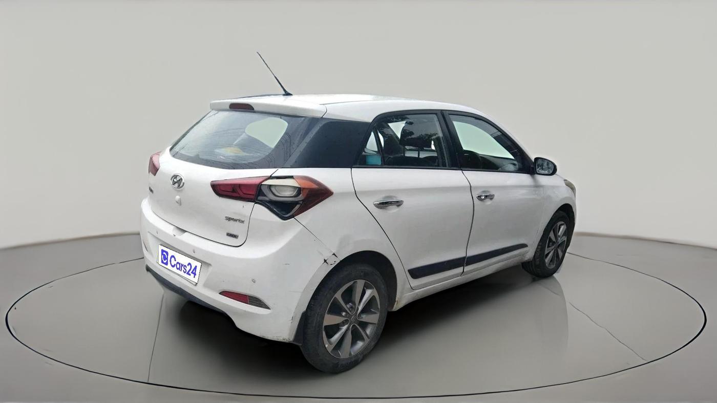 2015 Hyundai Elite i20 SPORTZ 1.4 (O) CRDI, Diesel, Manual, 1,87,973 km, exterior