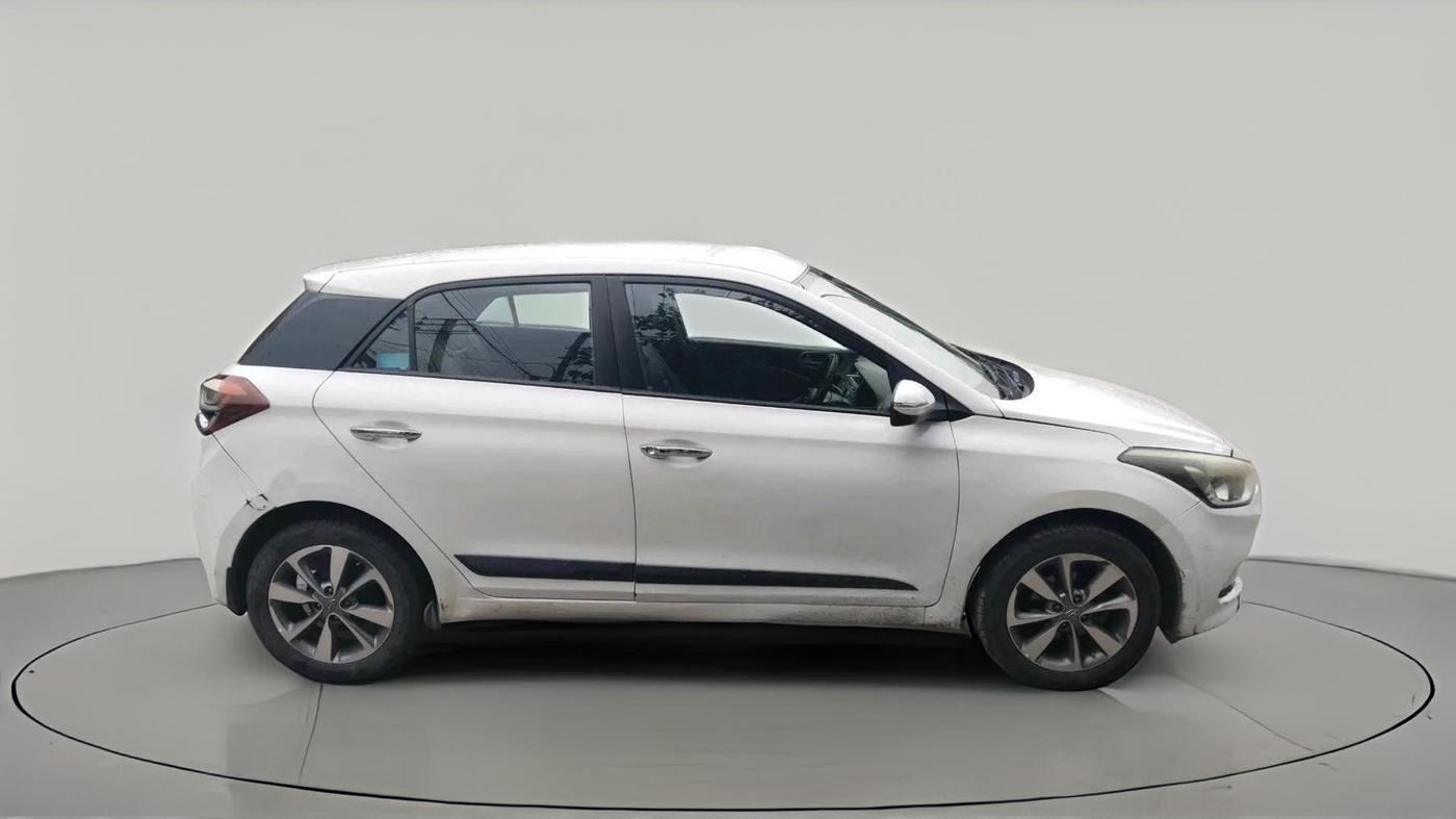 2015 Hyundai Elite i20 SPORTZ 1.4 (O) CRDI, Diesel, Manual, 1,87,973 km, exterior