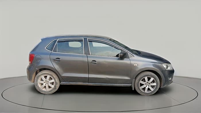 2013 Volkswagen Polo COMFORTLINE 1.2L, Diesel, Manual, 1,04,915 km, exterior