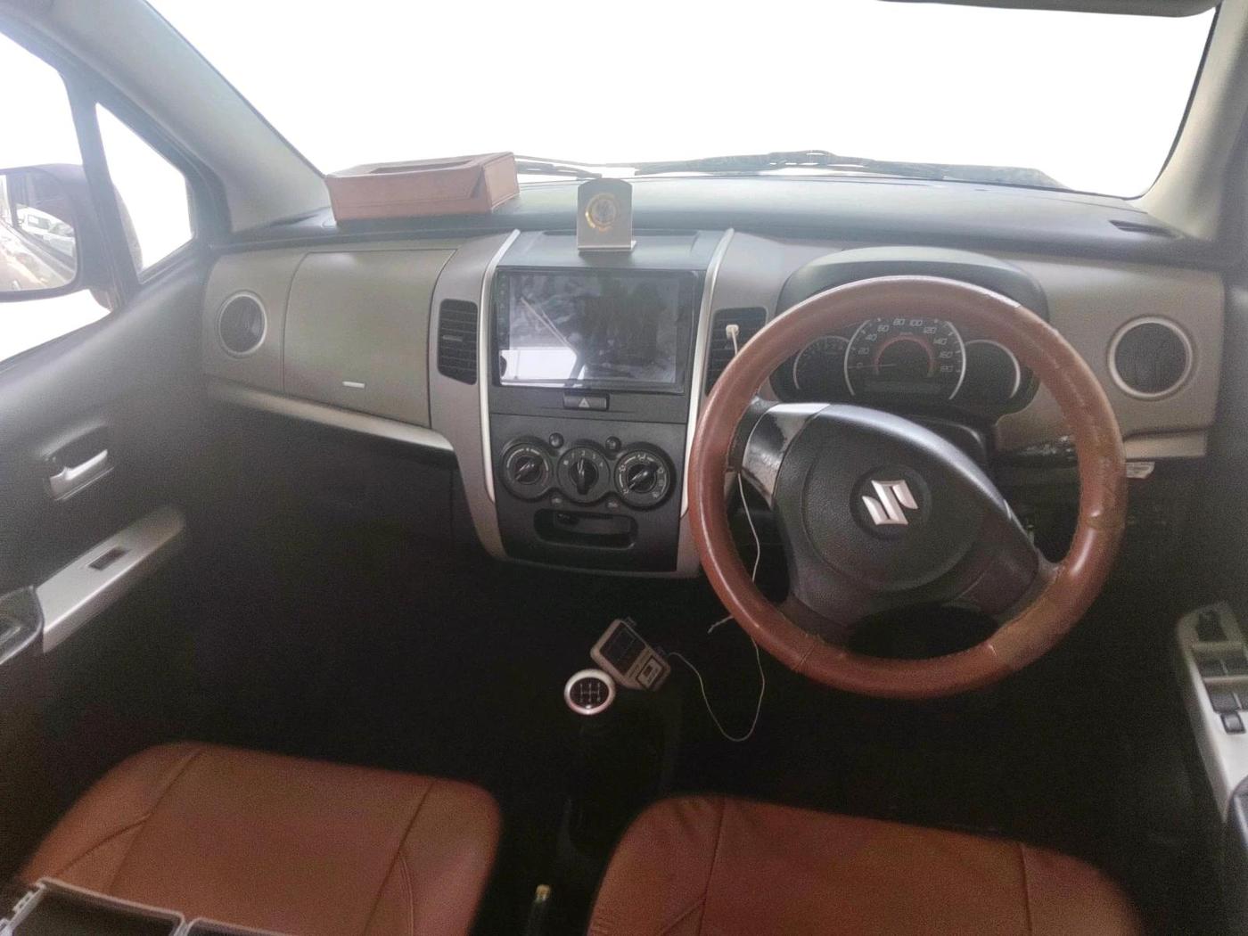 2013 Maruti Wagon R 1.0 VXI, Petrol, Manual, 1,98,511 km, interior