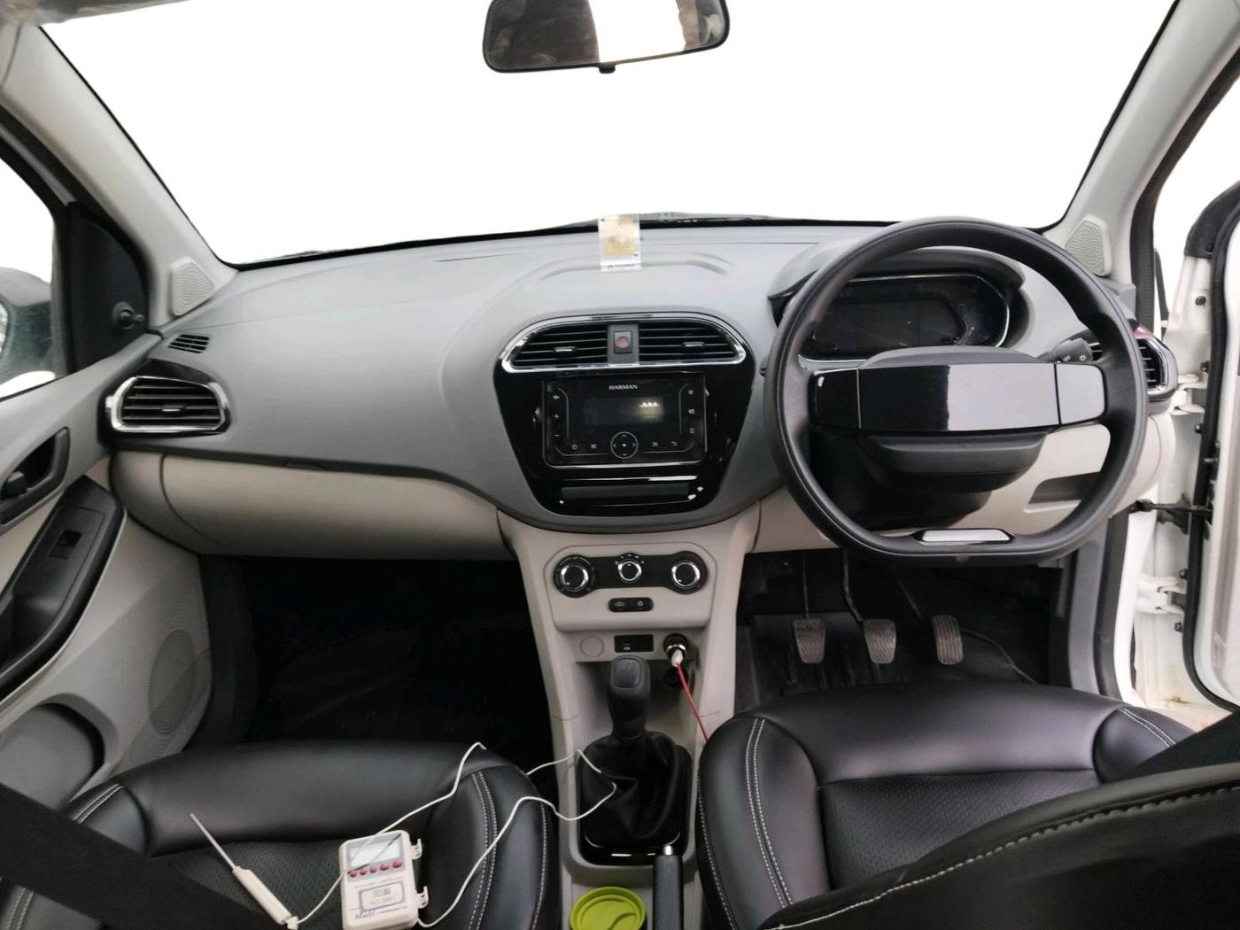 2025 Tata Tiago XM PETROL, Petrol, Manual, 28,895 km, interior