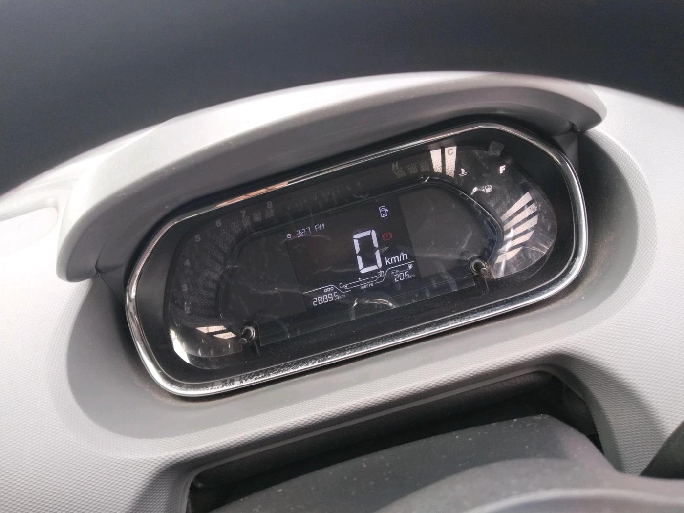 2025 Tata Tiago XM PETROL, Petrol, Manual, 28,895 km, interior