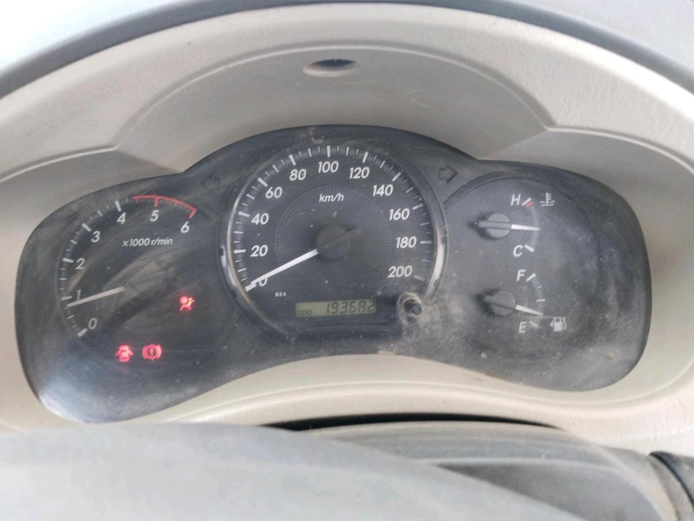 2012 Toyota Innova 2.5 GX 7 STR, Diesel, Manual, 1,93,682 km, interior