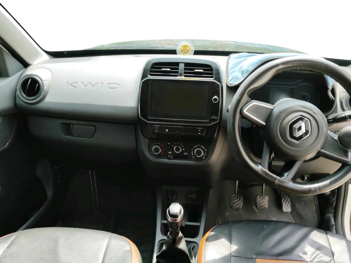 2020 Renault Kwid RXT 1.0, Petrol, Manual, 59,978 km, interior
