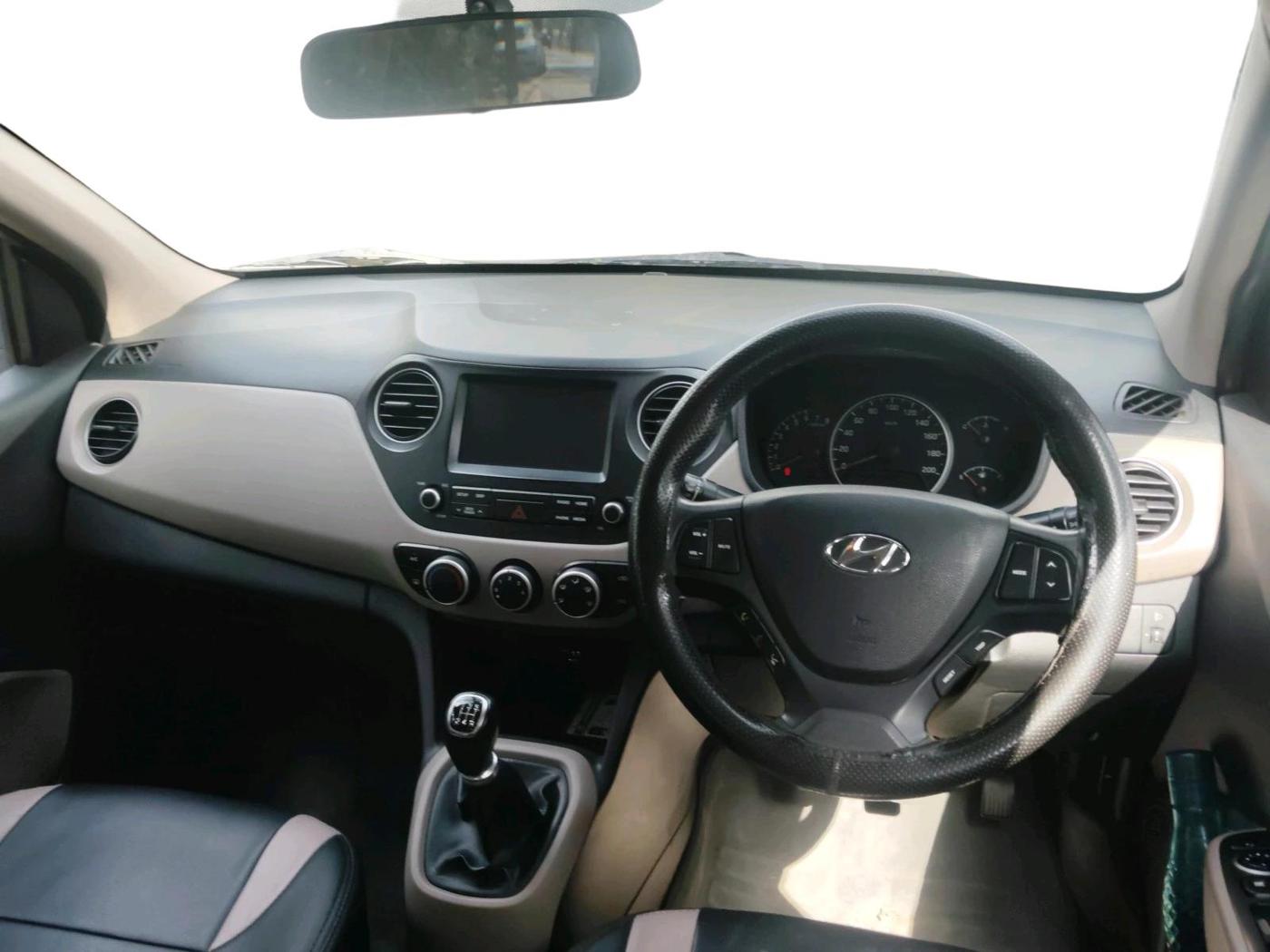 2019 Hyundai Grand i10 SPORTZ 1.2 KAPPA VTVT, Petrol, Manual, 73,546 km, interior