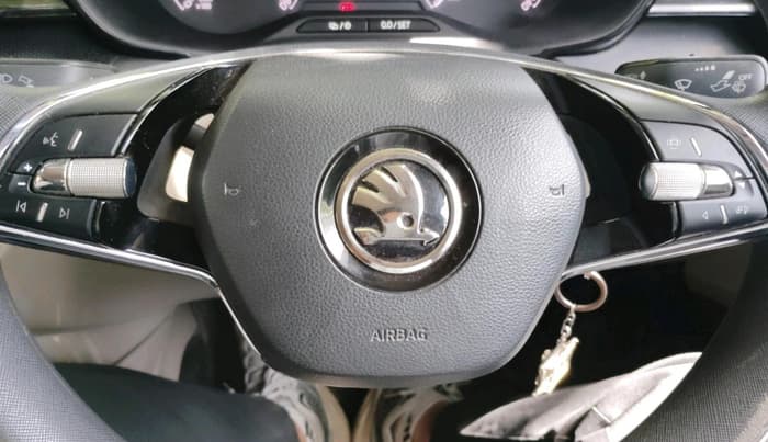 2022 Skoda SLAVIA ACTIVE 1.0L TSI MT, Petrol, Manual, 82,991 km, interior