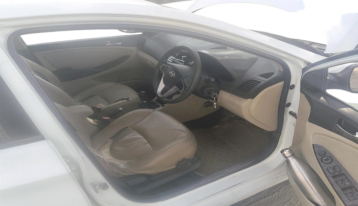 2012 Hyundai Verna FLUIDIC 1.6 CRDI SX, Diesel, Manual, 1,90,222 km, interior