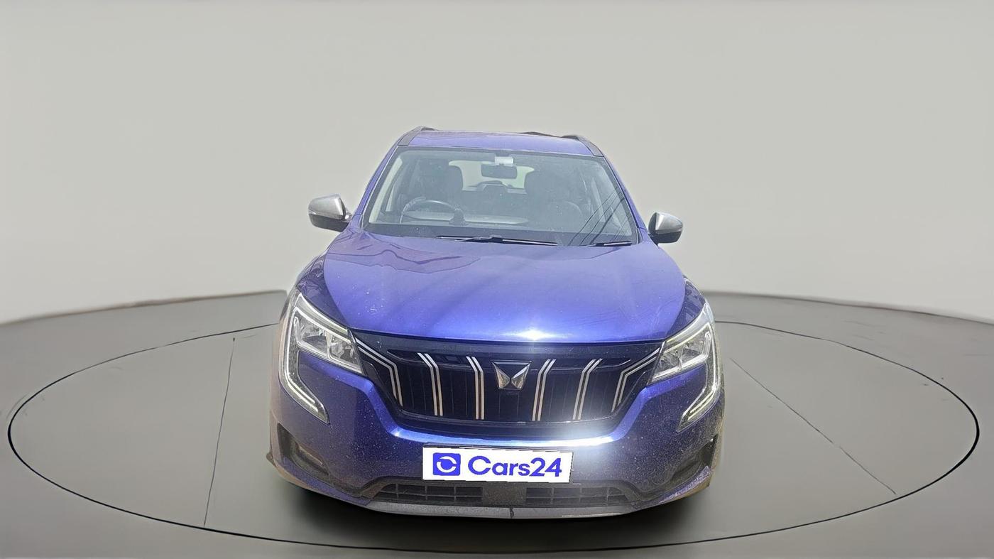 2022 Mahindra XUV700 AX 3 P MT 5 STR, Petrol, Manual, 1,26,579 km, exterior
