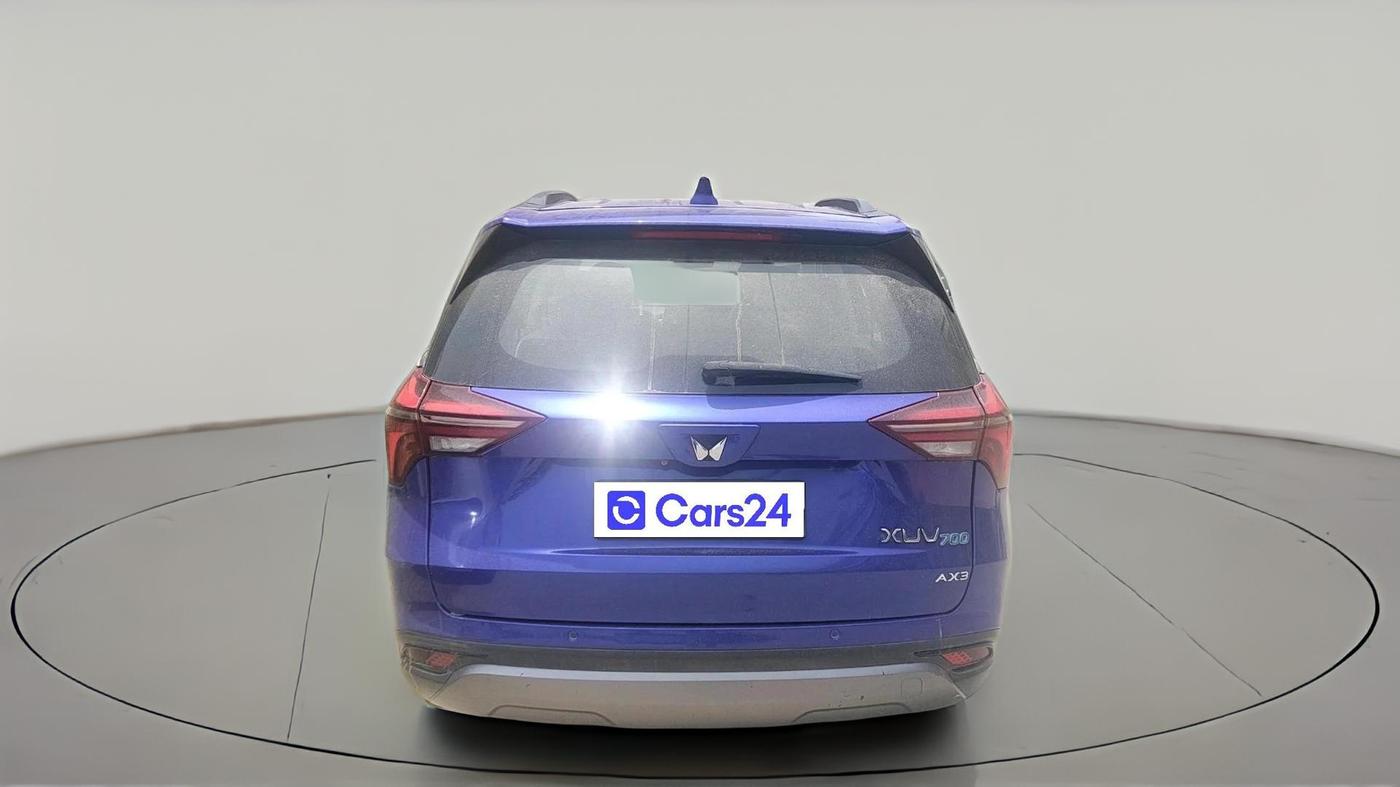 2022 Mahindra XUV700 AX 3 P MT 5 STR, Petrol, Manual, 1,26,579 km, exterior