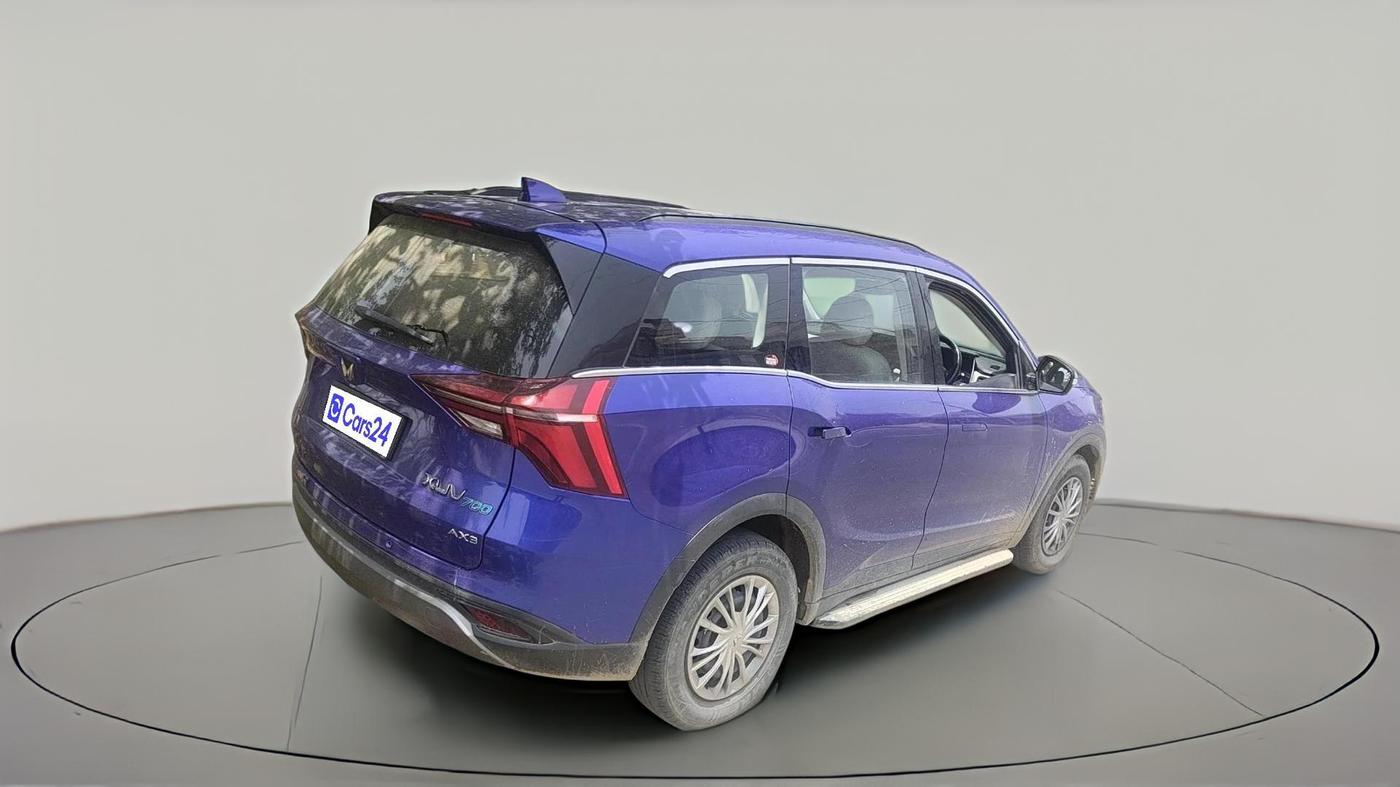2022 Mahindra XUV700 AX 3 P MT 5 STR, Petrol, Manual, 1,26,579 km, exterior