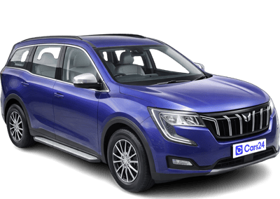 2022 Mahindra XUV700 - SUV - Petrol - Manual - ₹12.35 lakh