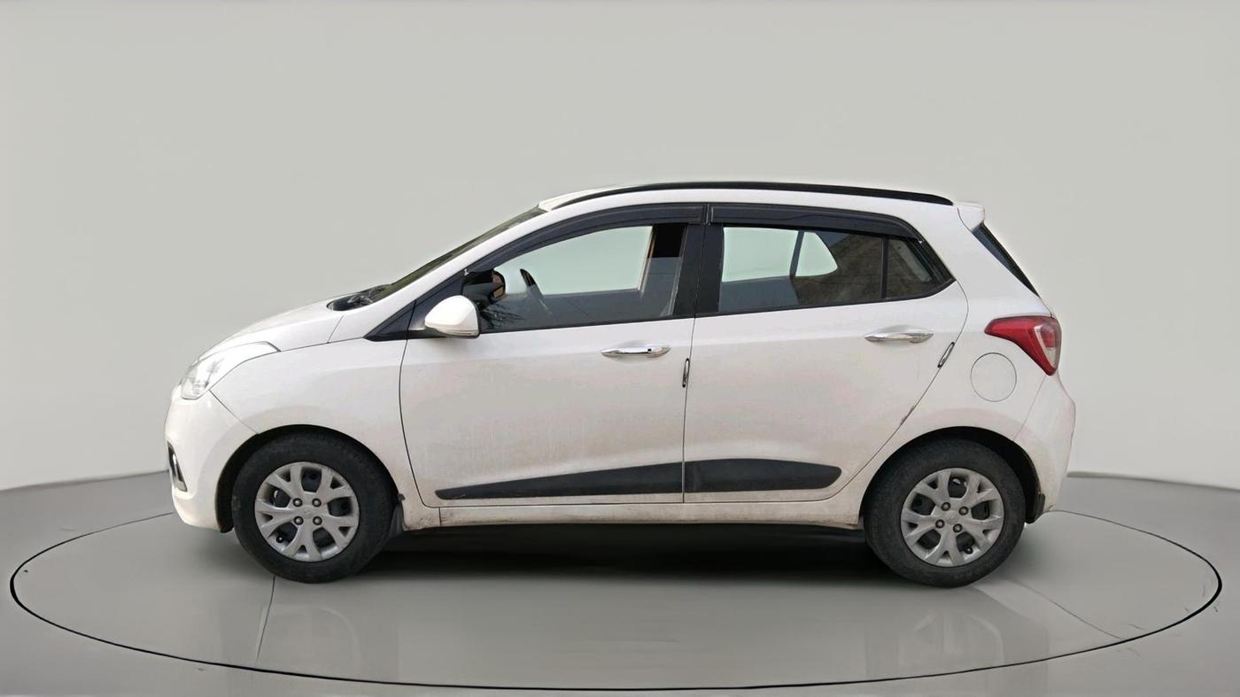 2014 Hyundai Grand i10 SPORTZ 1.1 CRDI, Diesel, Manual, 1,21,584 km, exterior