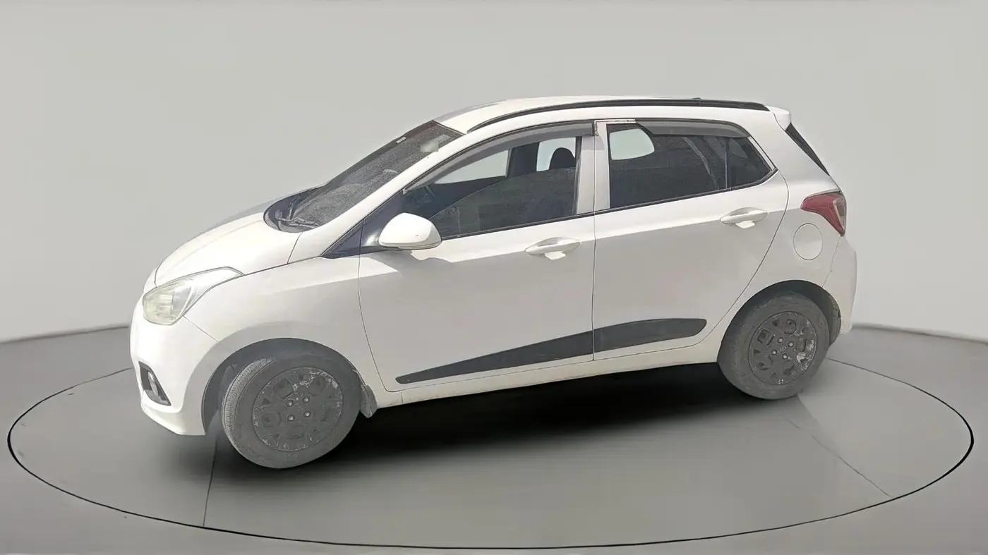 2015 Hyundai Grand i10 SPORTZ 1.1 CRDI, Diesel, Manual, 1,19,013 km, exterior