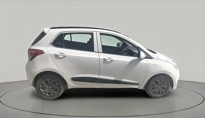 2015 Hyundai Grand i10 SPORTZ 1.1 CRDI, Diesel, Manual, 1,19,013 km, exterior