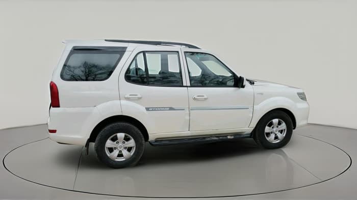 2014 Tata Safari Storme 2.2 EX 4X2, Diesel, Manual, 1,09,296 km, exterior