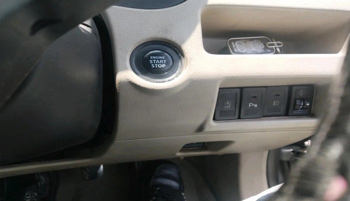 2016 Maruti Ciaz ZDI+ SHVS, Diesel, Manual, 87,438 km, interior