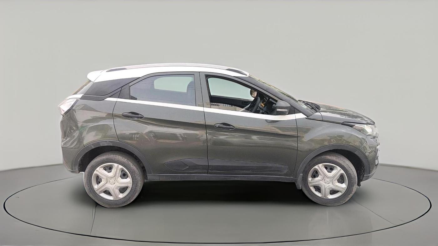 2020 Tata NEXON XM PETROL, Petrol, Manual, 73,411 km, exterior