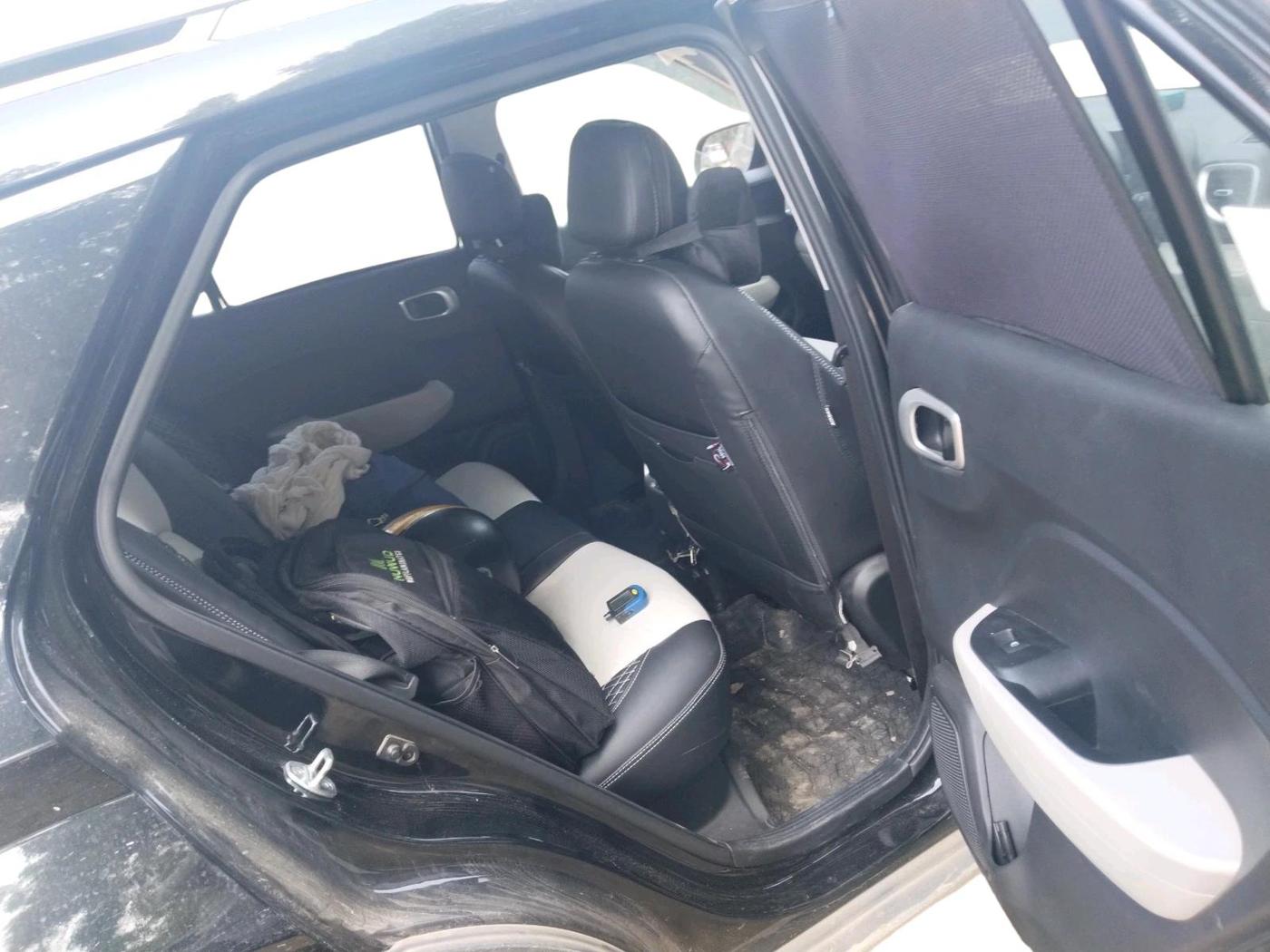 2025 Hyundai VENUE S(O) 1.2, Petrol, Manual, 9,524 km, interior
