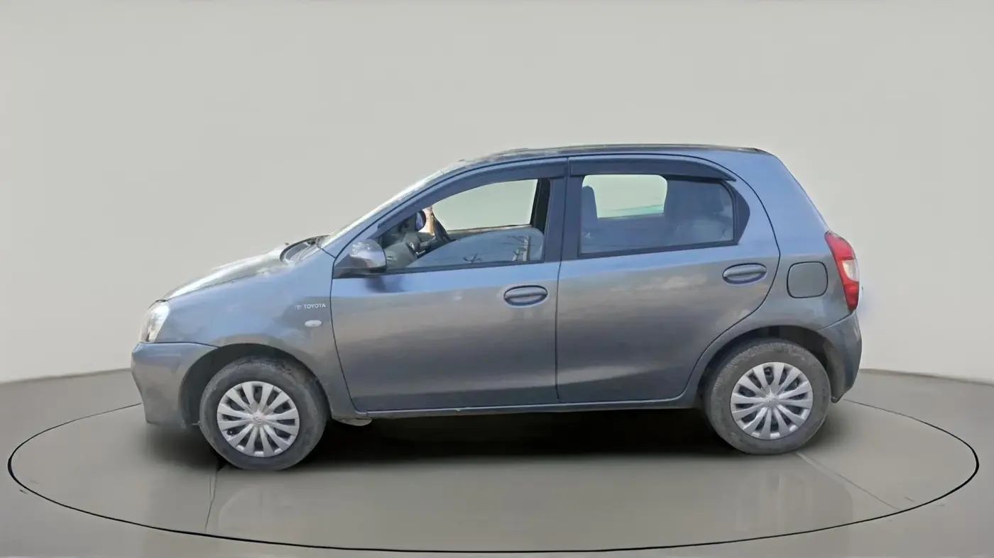 2014 Toyota Etios Liva GD, Diesel, Manual, 1,17,178 km, exterior