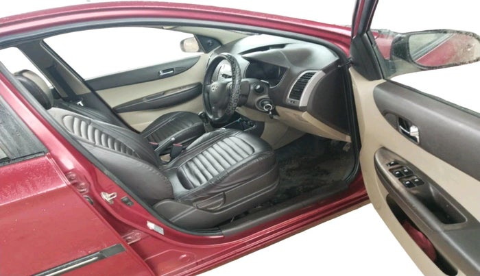 2010 Hyundai i20 MAGNA (O) 1.2, Petrol, Manual, 1,06,803 km, interior