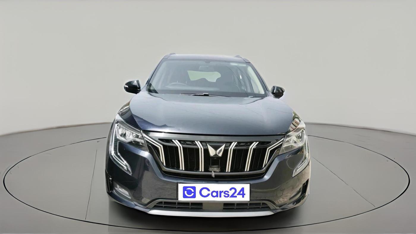2022 Mahindra XUV700 AX 5 D MT 5 STR, Diesel, Manual, 98,130 km, exterior