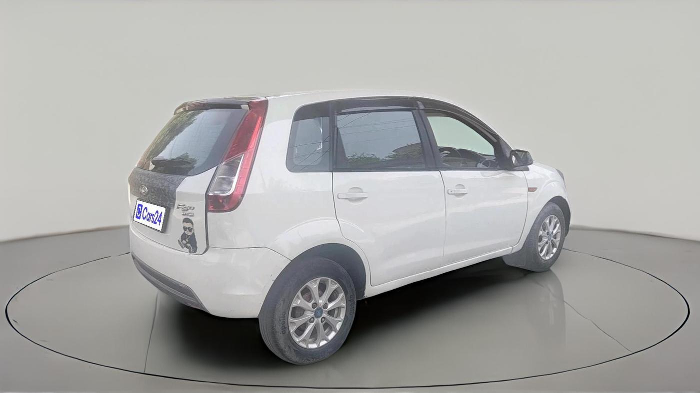 2013 Ford Figo TITANIUM 1.4 DIESEL, Diesel, Manual, 1,86,599 km, exterior
