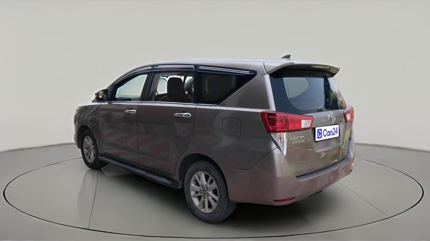 2018 Toyota Innova Crysta 2.8 GX AT 8 STR, Diesel, Automatic, 2,06,830 km, exterior