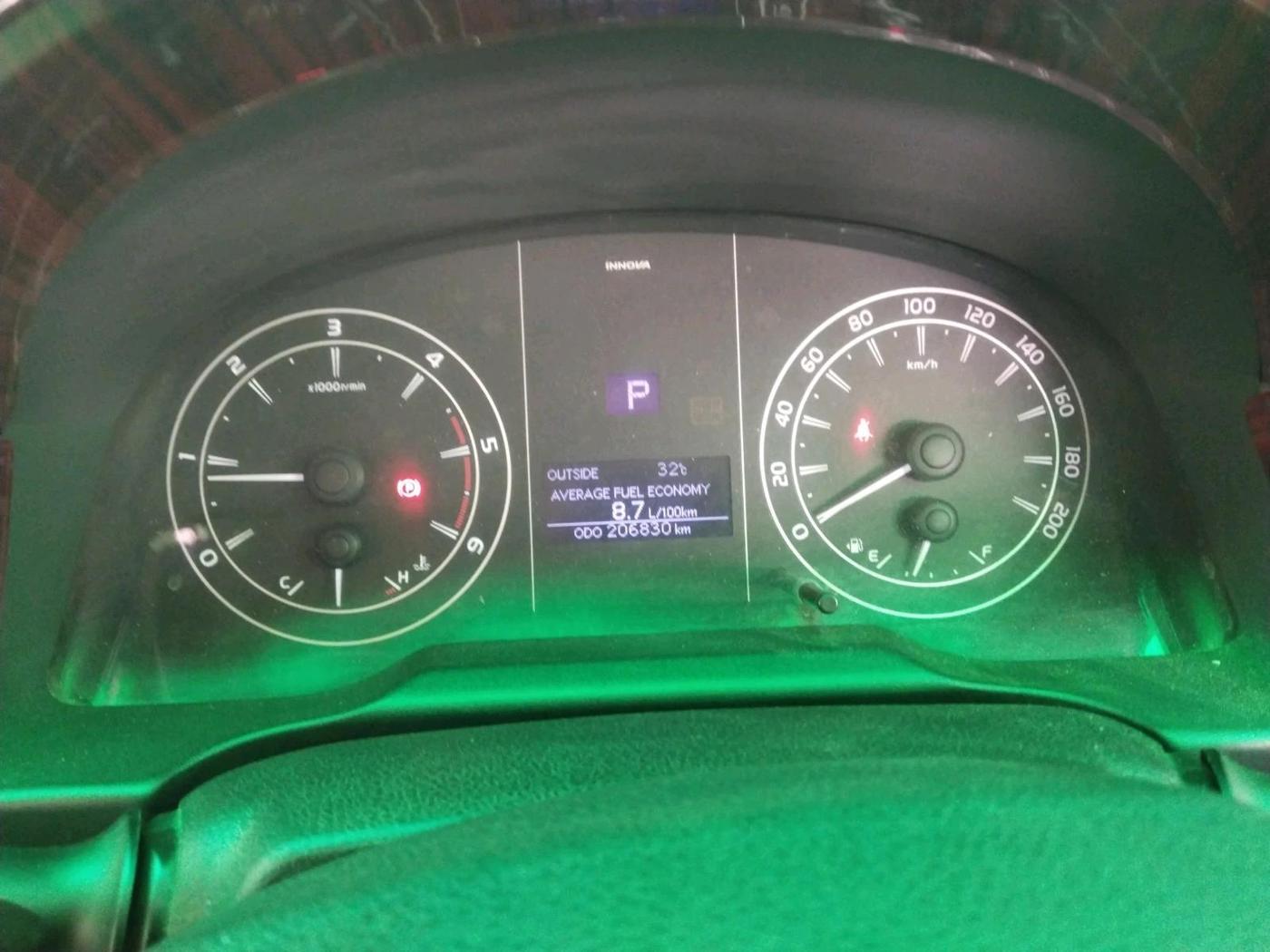 2018 Toyota Innova Crysta 2.8 GX AT 8 STR, Diesel, Automatic, 2,06,830 km, interior