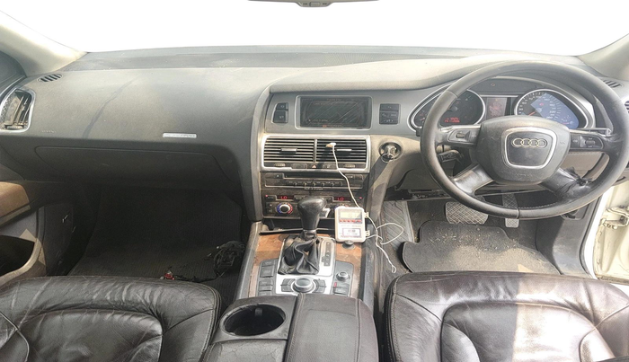 2008 Audi Q7 3.0 TDI quattro, Diesel, Automatic, 1,80,463 km, interior