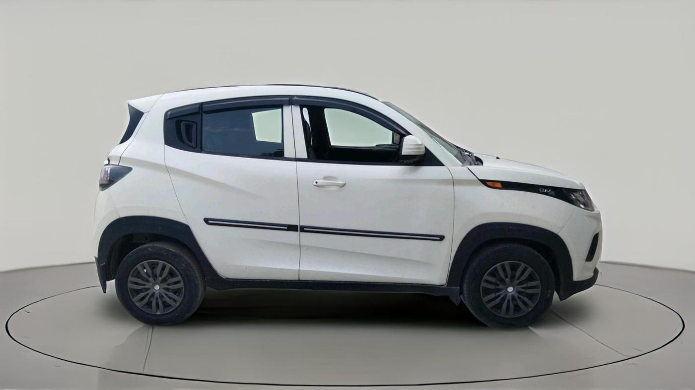 2018 Mahindra KUV 100 NXT K4+ D 6 STR, Diesel, Manual, 70,042 km, exterior