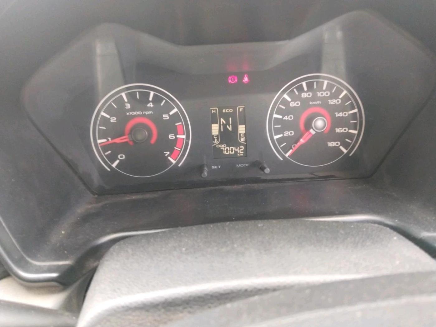 2018 Mahindra KUV 100 NXT K4+ D 6 STR, Diesel, Manual, 70,042 km, interior