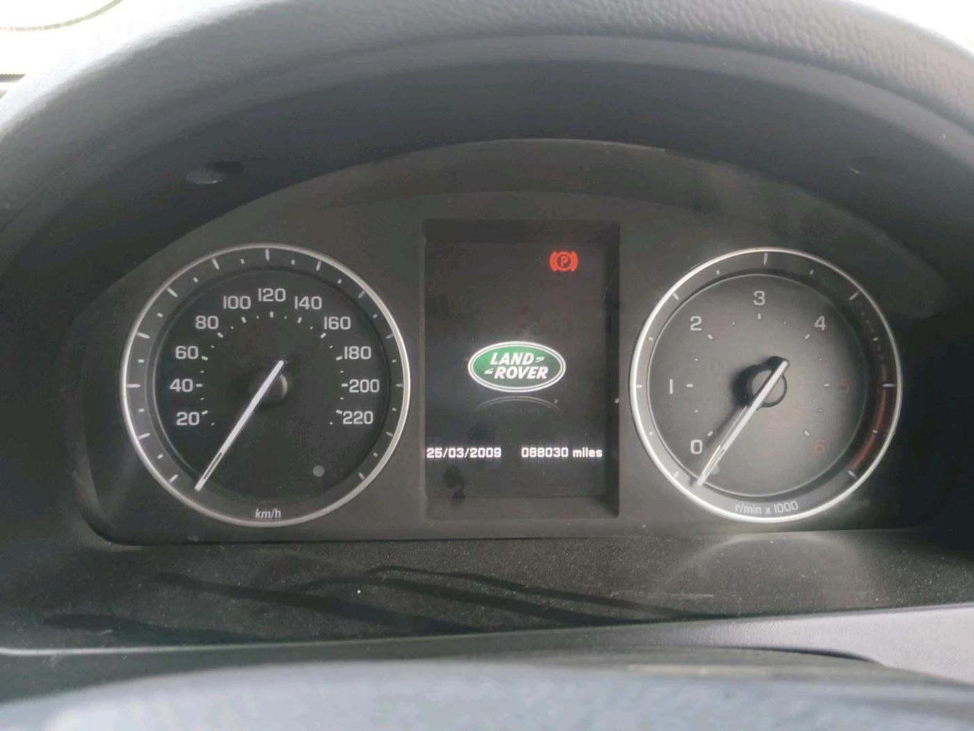 2013 Landrover Freelander 2 S TD4, Diesel, Automatic, 1,41,800 km, interior