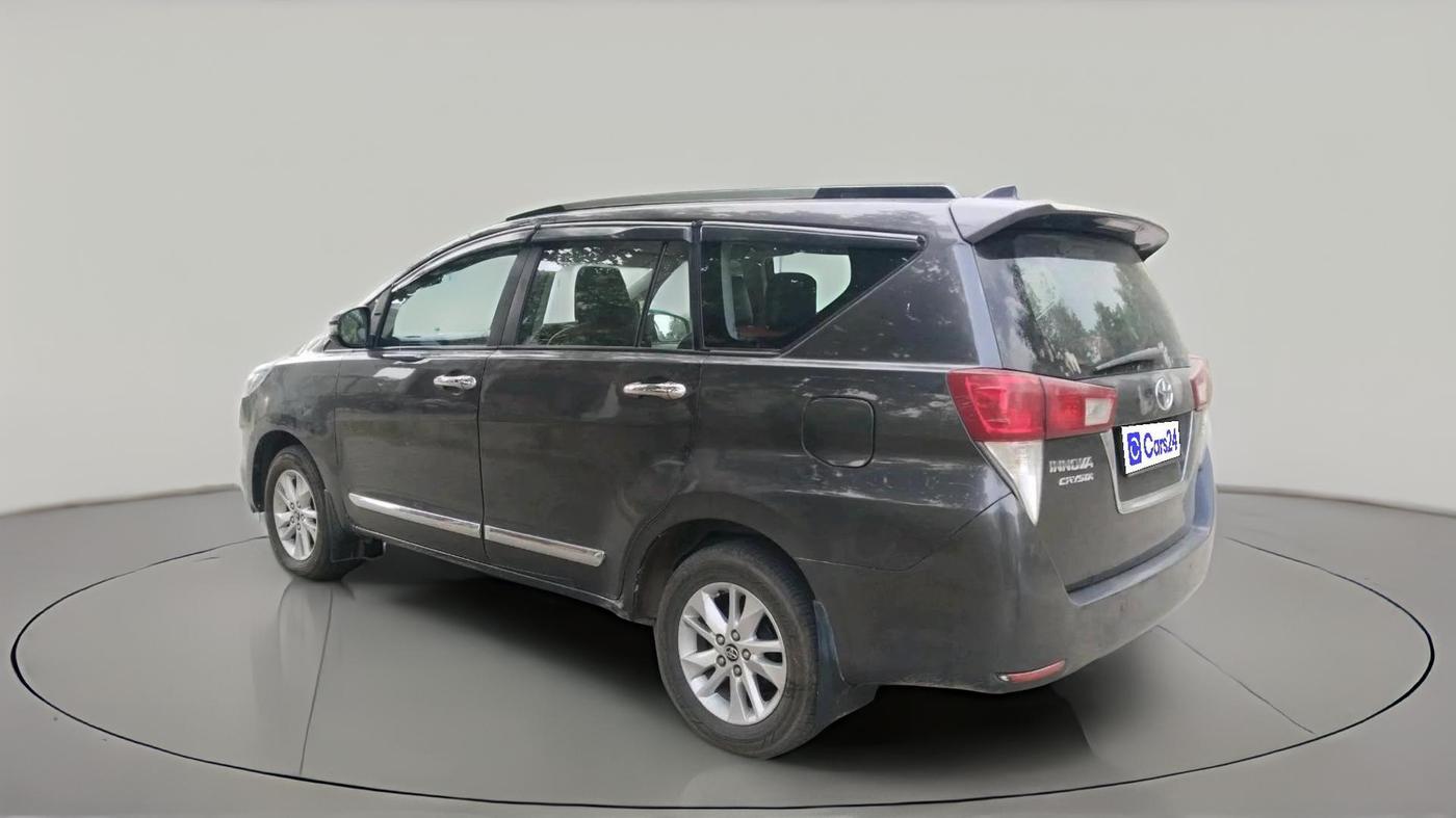 2019 Toyota Innova Crysta 2.4 G 7 STR, Diesel, Manual, 1,91,628 km, exterior