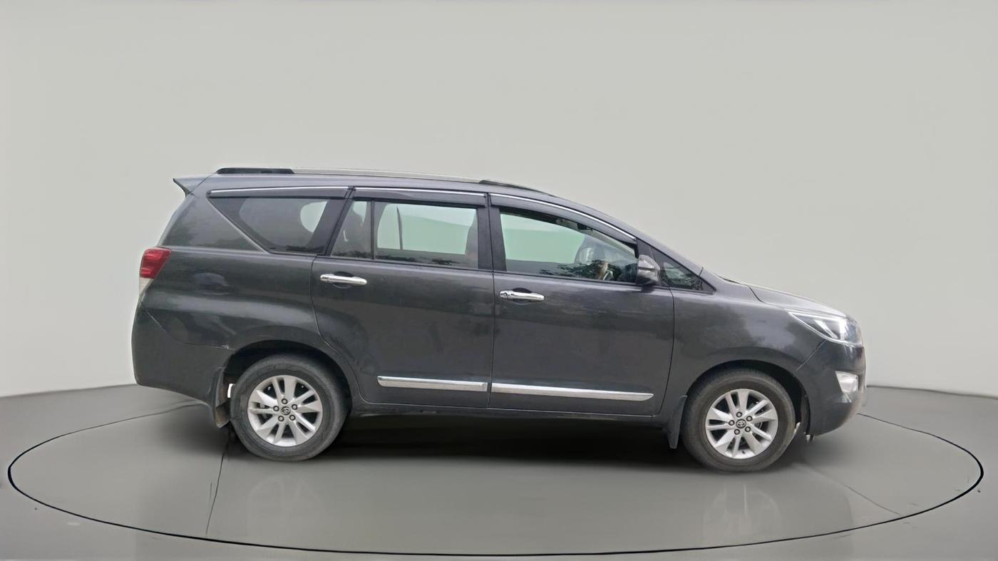2019 Toyota Innova Crysta 2.4 G 7 STR, Diesel, Manual, 1,91,628 km, exterior