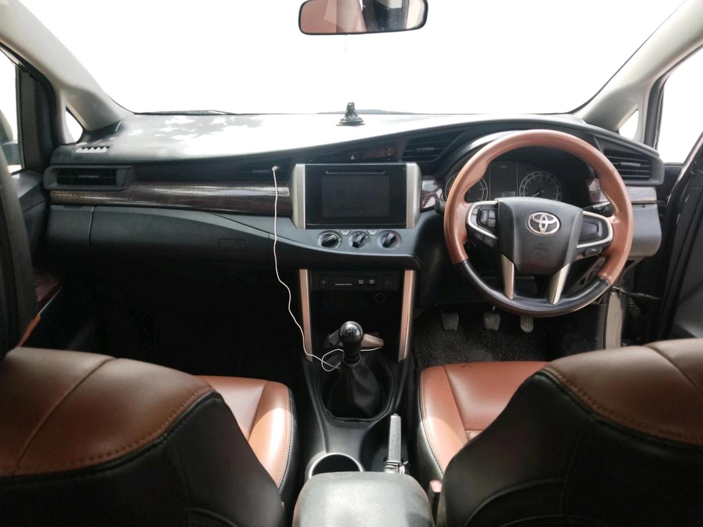 2019 Toyota Innova Crysta 2.4 G 7 STR, Diesel, Manual, 1,91,628 km, interior