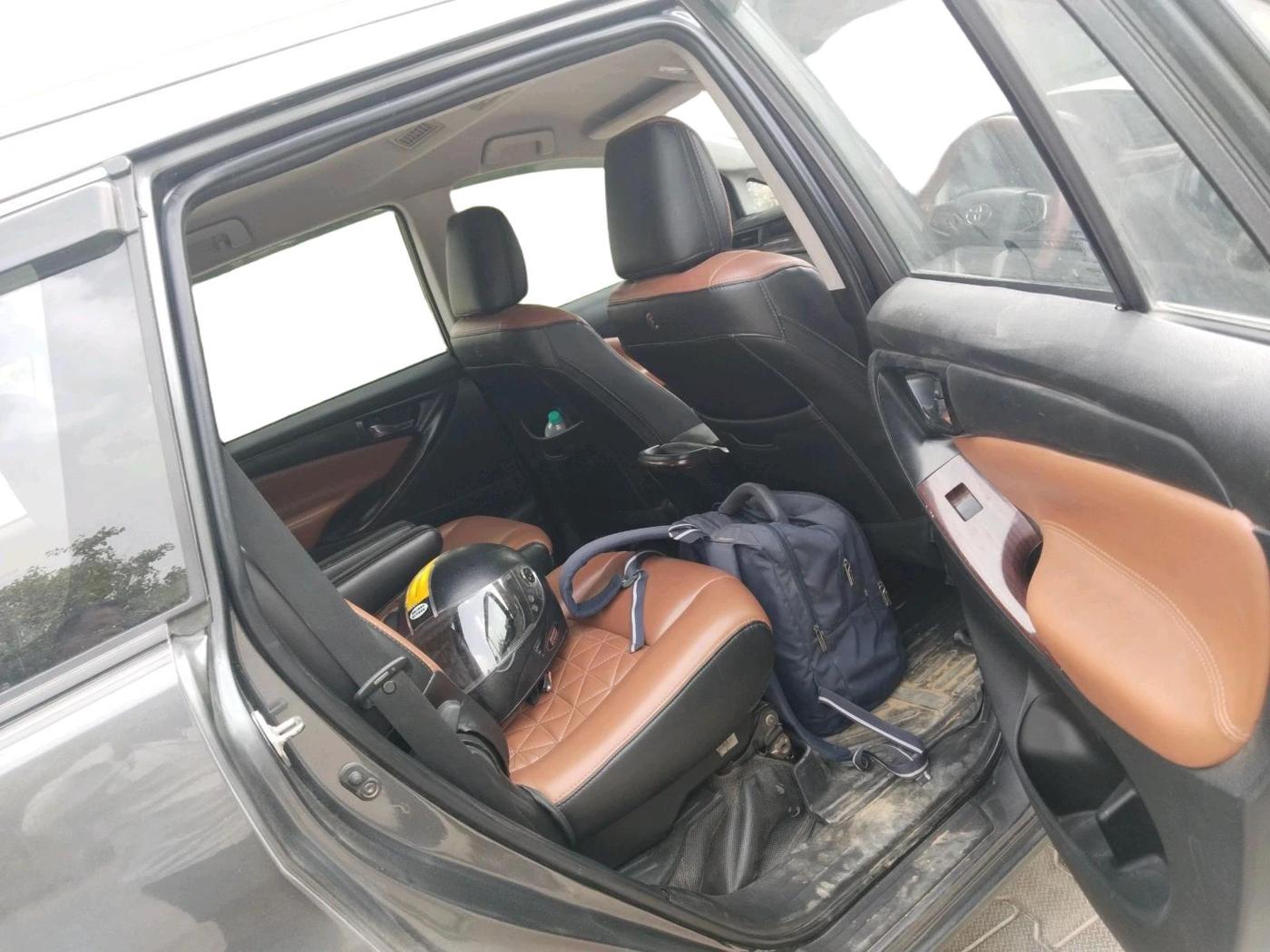 2019 Toyota Innova Crysta 2.4 G 7 STR, Diesel, Manual, 1,91,628 km, interior