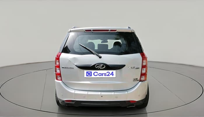 2017 Mahindra XUV500 W6 AT 1.99, Diesel, Automatic, 78,226 km, exterior