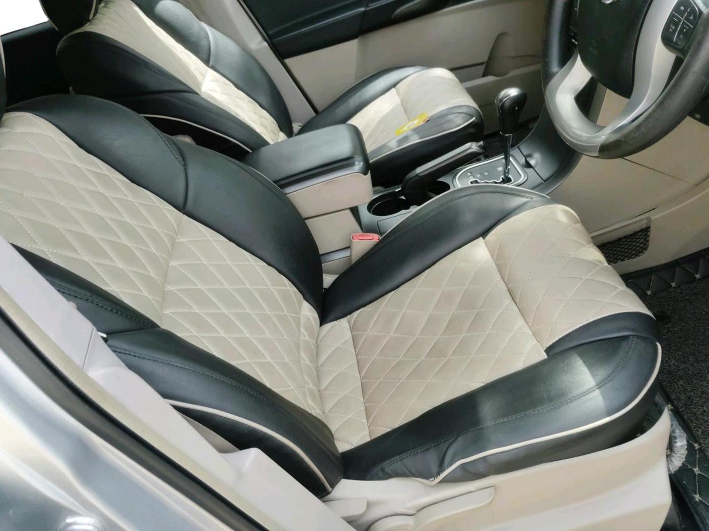 2017 Mahindra XUV500 W6 AT 1.99, Diesel, Automatic, 78,226 km, interior