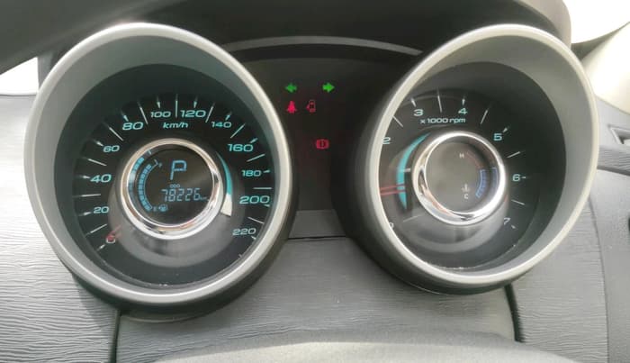2017 Mahindra XUV500 W6 AT 1.99, Diesel, Automatic, 78,226 km, interior
