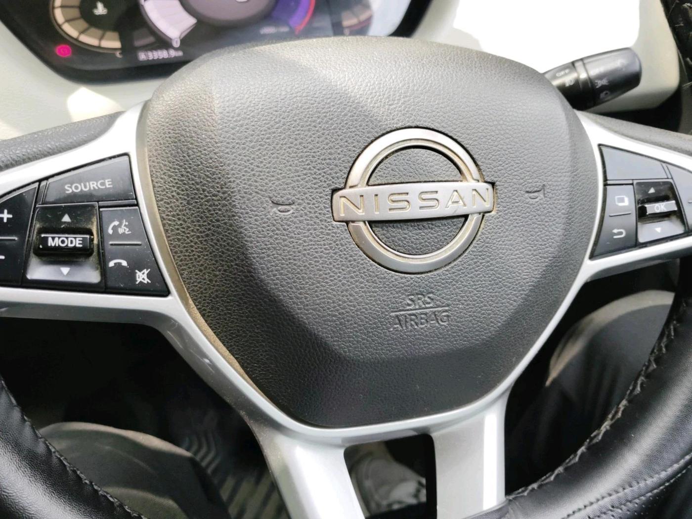 2022 Nissan MAGNITE XV MT, Petrol, Manual, 1,23,691 km, interior