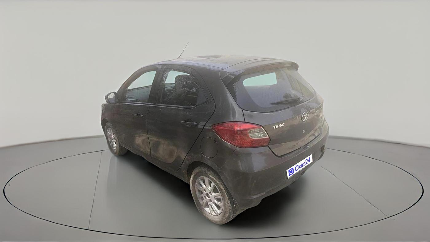 2017 Tata Tiago XZ PETROL, Petrol, Manual, 1,65,013 km, exterior