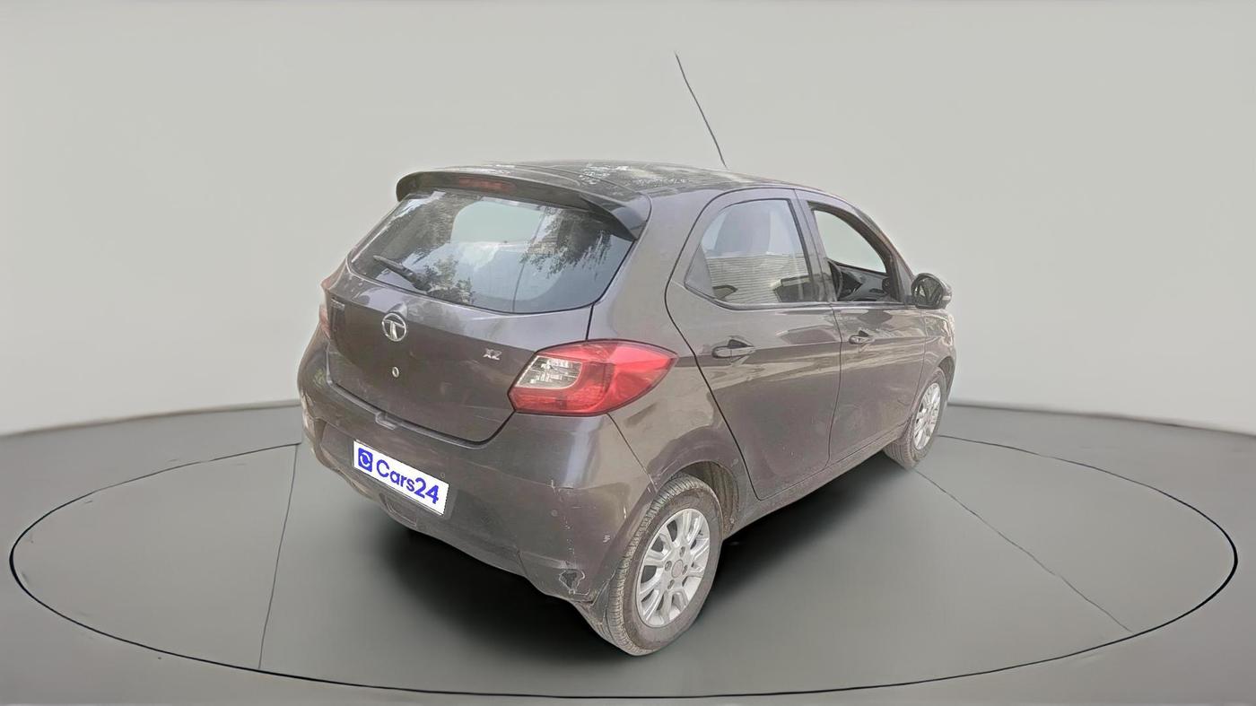 2017 Tata Tiago XZ PETROL, Petrol, Manual, 1,65,013 km, exterior