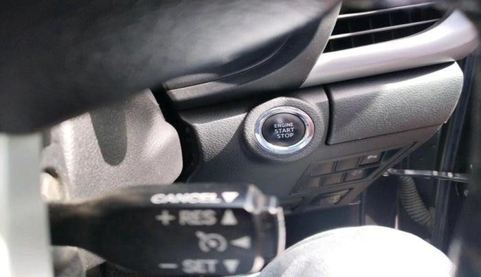 2022 Toyota HILUX HIGH 4X4 AT, Diesel, Automatic, 78,124 km, interior