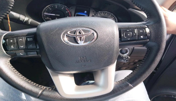 2022 Toyota HILUX HIGH 4X4 AT, Diesel, Automatic, 78,124 km, interior