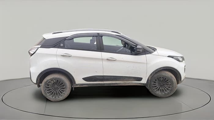 2023 Tata NEXON XM DIESEL, Diesel, Manual, 1,20,000 km, exterior