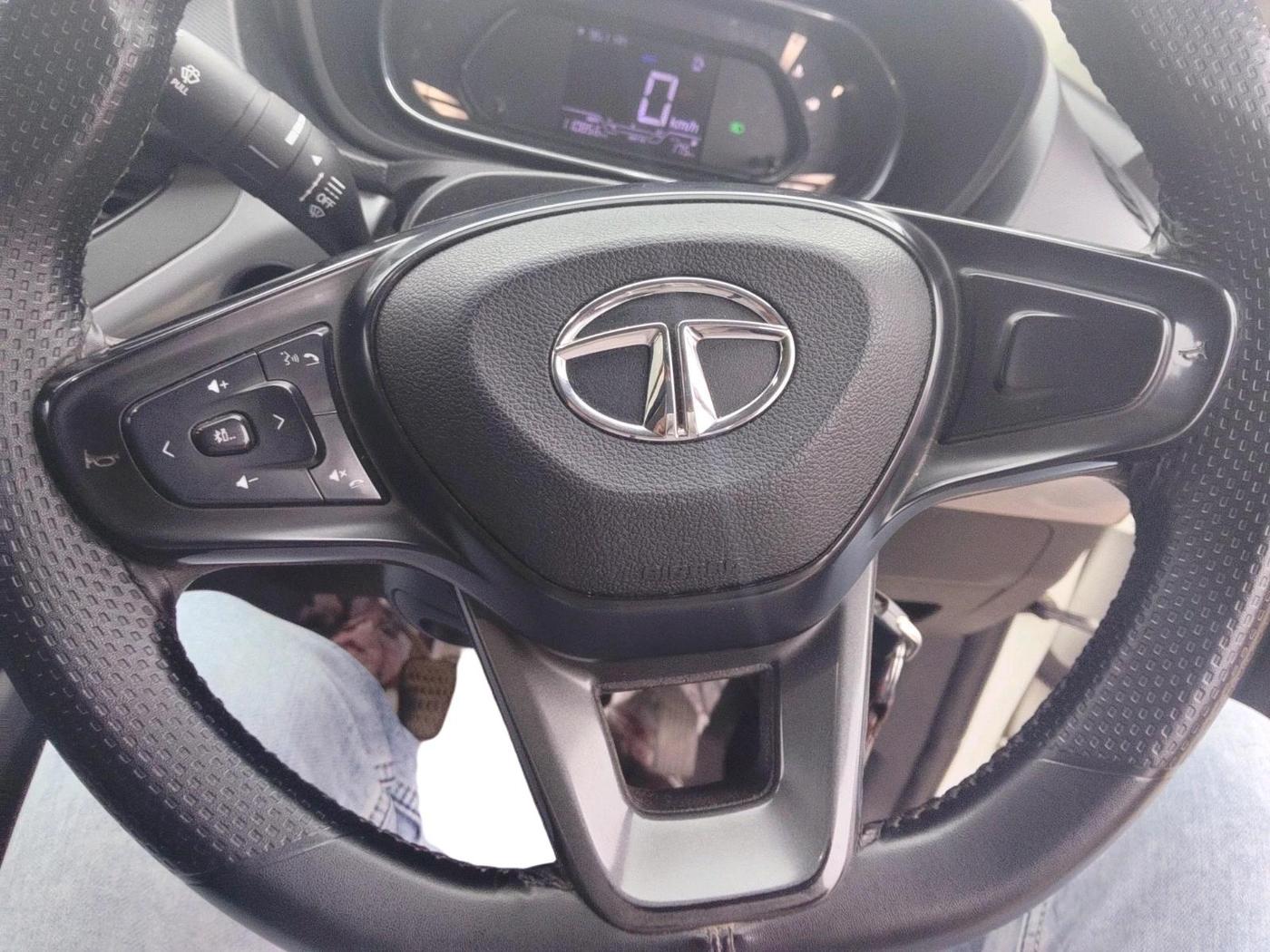 2023 Tata NEXON XM DIESEL, Diesel, Manual, 1,20,000 km, interior