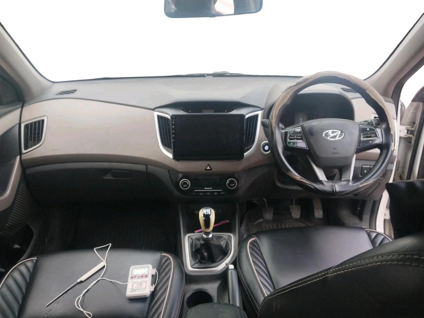 2015 Hyundai Creta SX (O) 1.6 DIESEL, Diesel, Manual, 2,24,355 km, interior