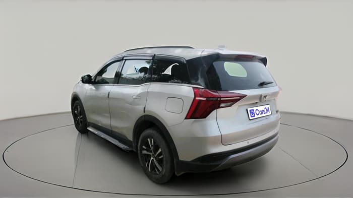 2022 Mahindra XUV700 AX 5 P AT 5 STR, Petrol, Automatic, 96,016 km, exterior