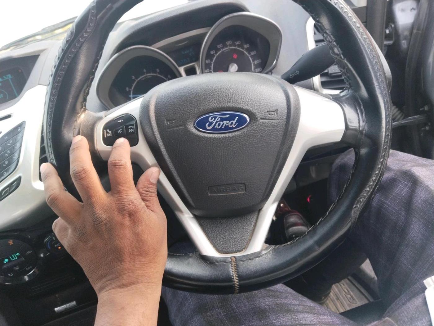 2016 Ford Ecosport TITANIUM 1.5L PETROL, Petrol, Manual, 1,32,053 km, interior